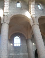 /album/galleria-foto-abbaye-saint-philbert-tournus-buorgogne/tourn-1-jpg/